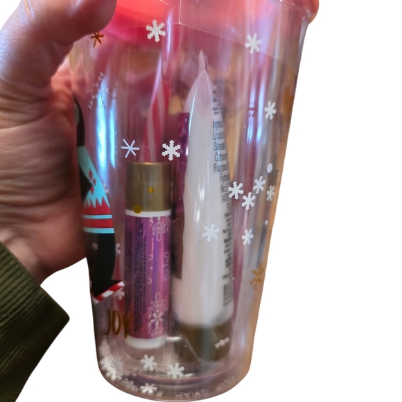 Penguin Holiday Tumbler with Body Care Gift Set Inside - Picture 4 of 9